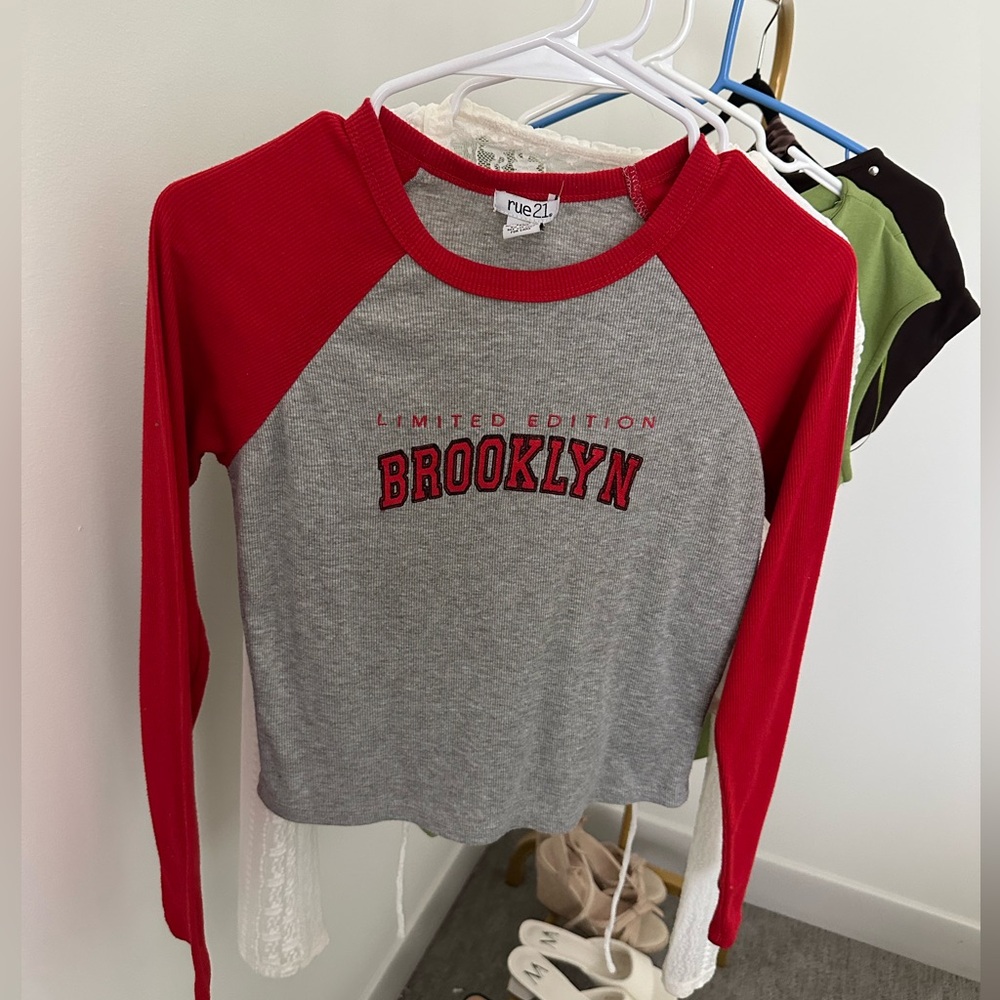 Rue21 Gray & Red 'Brooklyn' Long Sleeve Raglan Tee